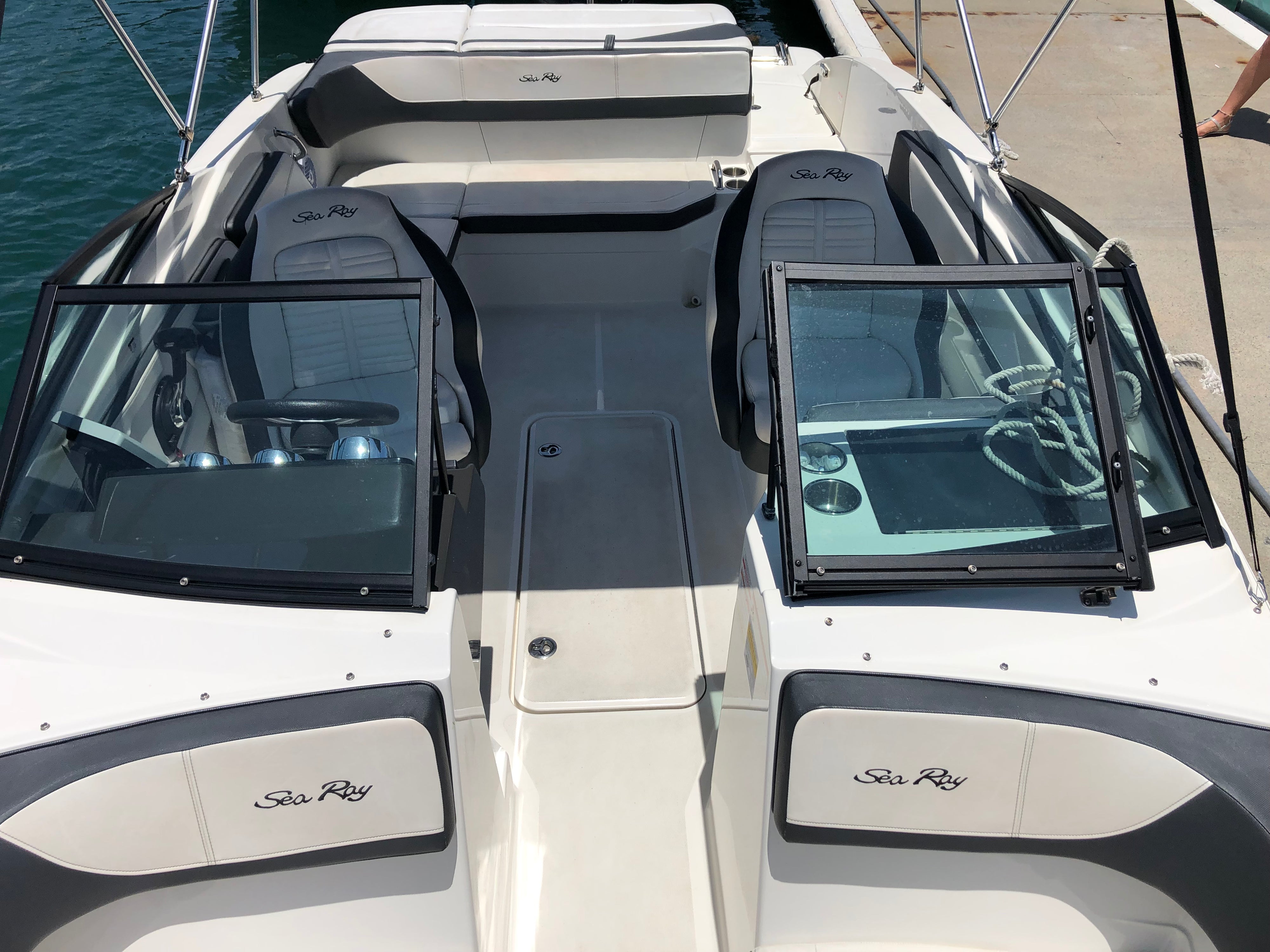 21' Sea Ray Boat Rental In Miami Captain Hook Boat Rentals In Miami